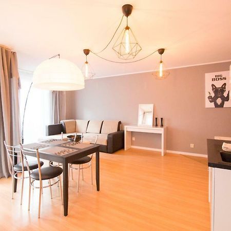 Wroclove Apartments Self Check-In Wroclaw Bagian luar foto