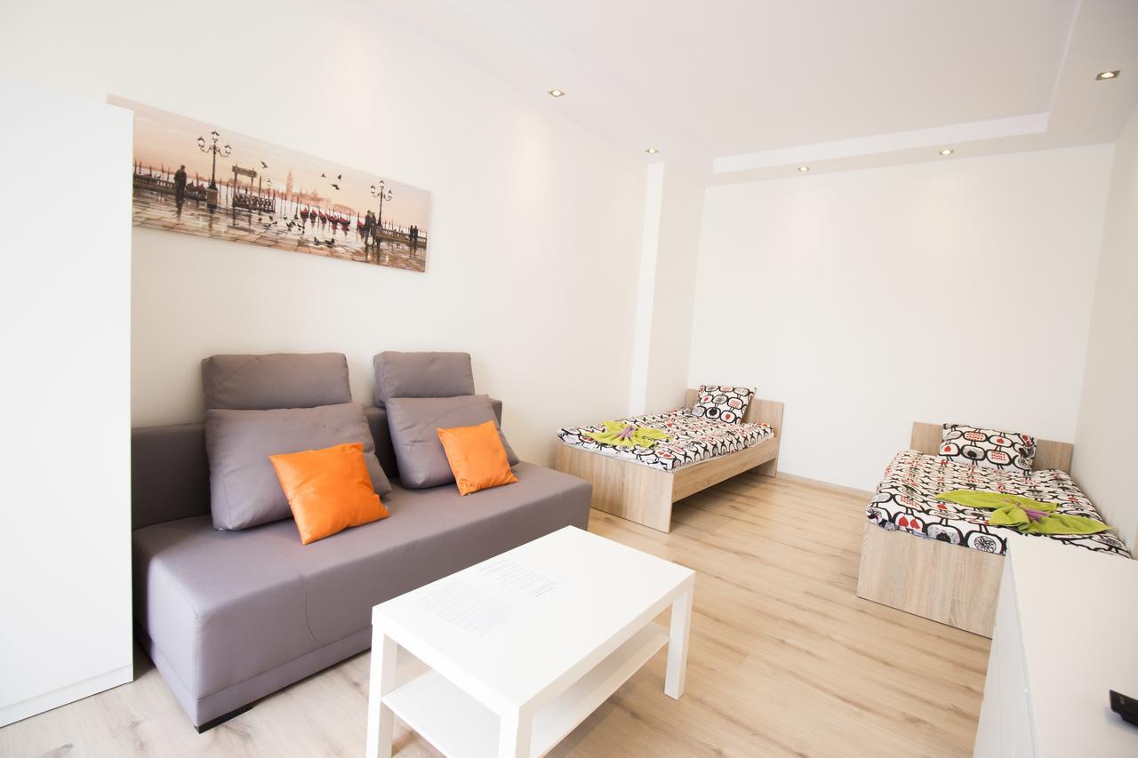 Wroclove Apartments Self Check-In Wroclaw Bagian luar foto